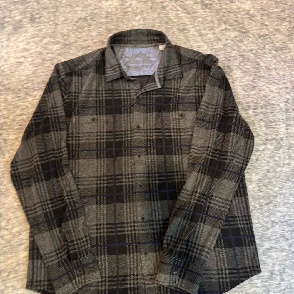 NWT Tommy Bahama Fireside Huntington Charcoal Heather and Balck Plaid Size Large